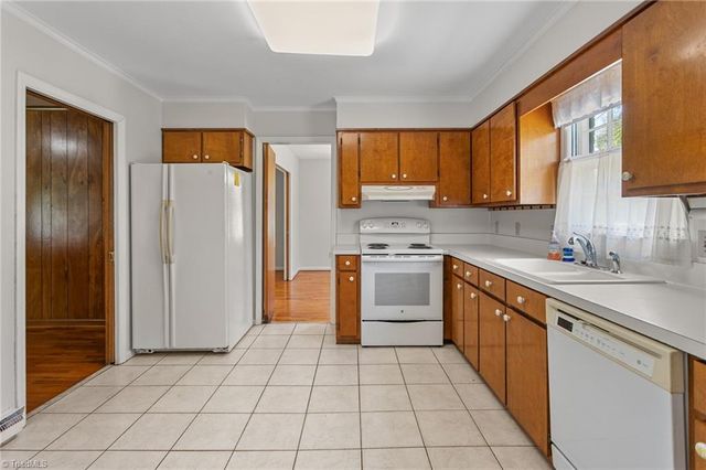 821 Parliament Street, High Point, NC 27265