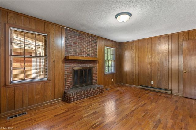 821 Parliament Street, High Point, NC 27265