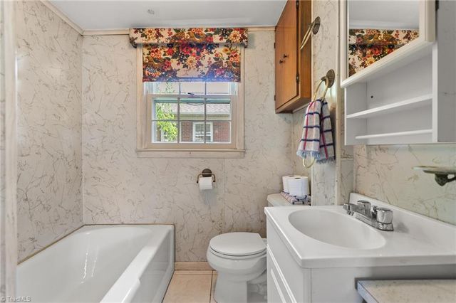 821 Parliament Street, High Point, NC 27265