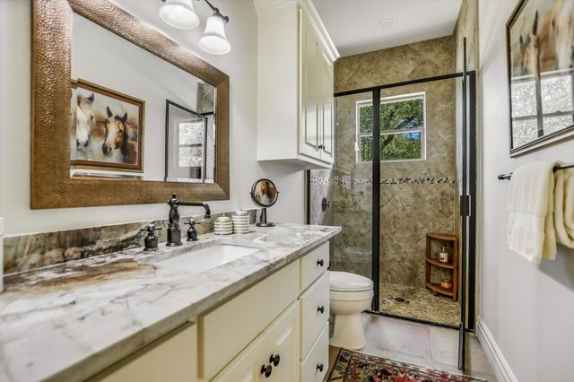 817 Woodcreek Ranch RD, Wimberley, TX 78676