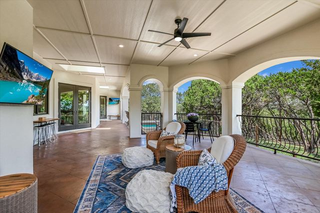 817 Woodcreek Ranch RD, Wimberley, TX 78676