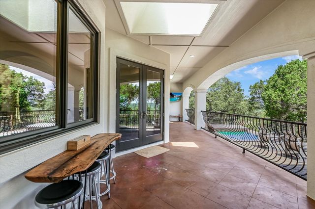 817 Woodcreek Ranch RD, Wimberley, TX 78676