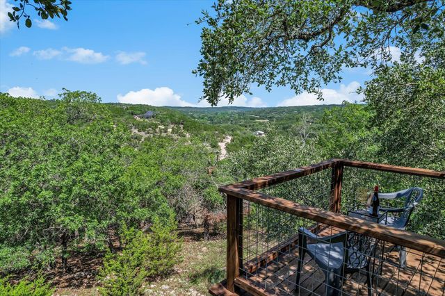 817 Woodcreek Ranch RD, Wimberley, TX 78676