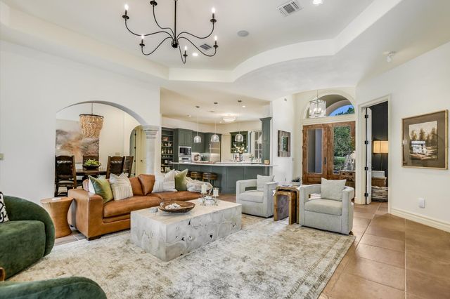 817 Woodcreek Ranch RD, Wimberley, TX 78676