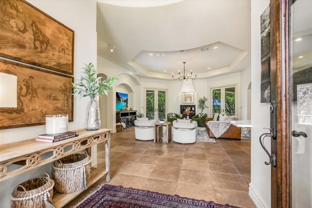 817 Woodcreek Ranch RD, Wimberley, TX 78676