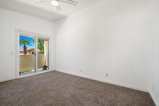 386 Tava Lane, Palm Desert, CA 92211