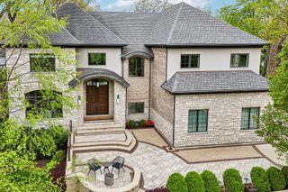 1028 Caroline Court, Naperville, IL 60565