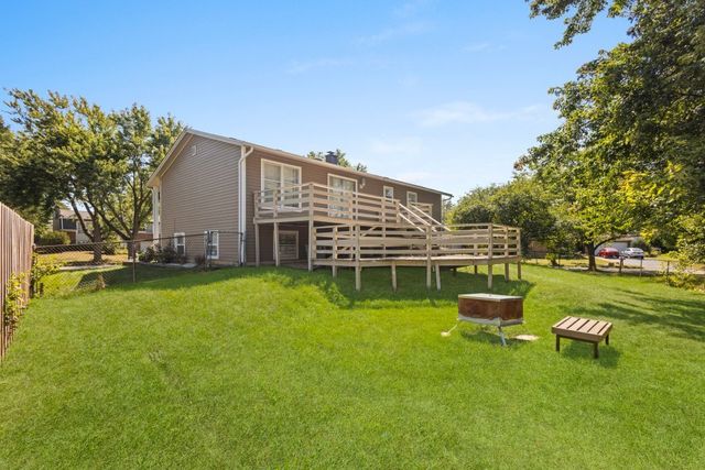 601 Derbyshire Lane, Bolingbrook, IL 60440
