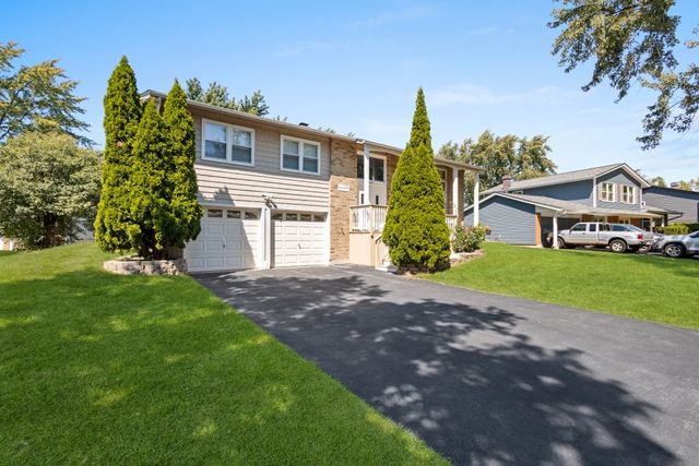 601 Derbyshire Lane, Bolingbrook, IL 60440