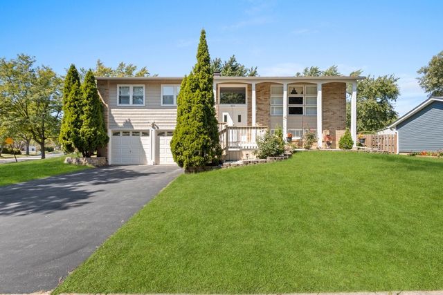 601 Derbyshire Lane, Bolingbrook, IL 60440