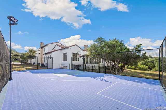 239 Lismore, San Antonio, TX 78260