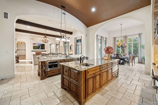 239 Lismore, San Antonio, TX 78260