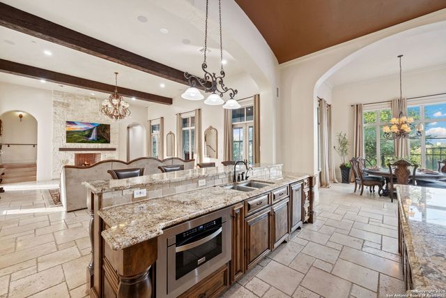 239 Lismore, San Antonio, TX 78260