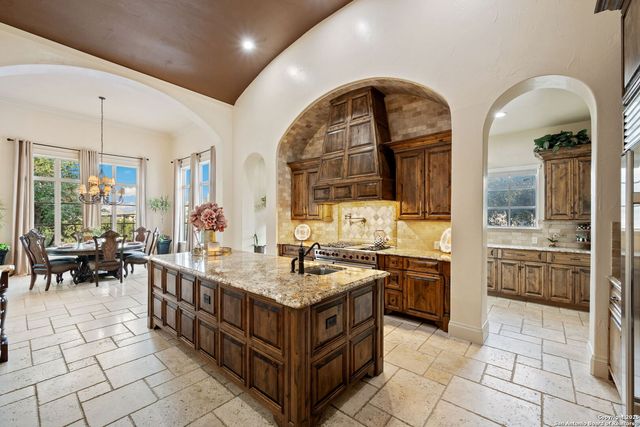 239 Lismore, San Antonio, TX 78260