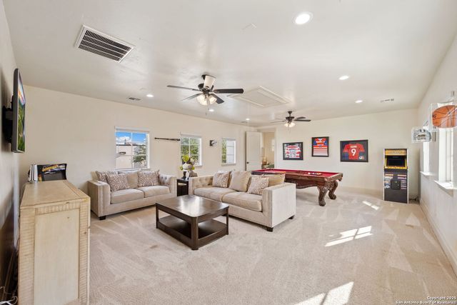 239 Lismore, San Antonio, TX 78260