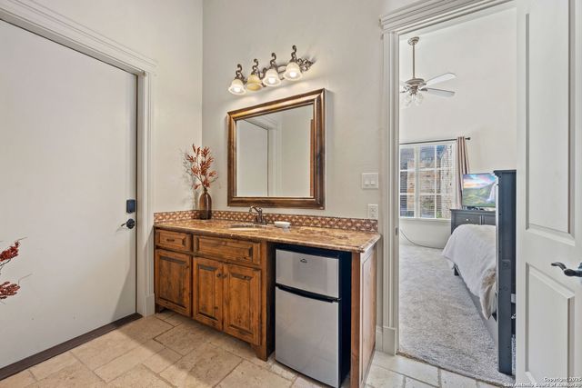 239 Lismore, San Antonio, TX 78260