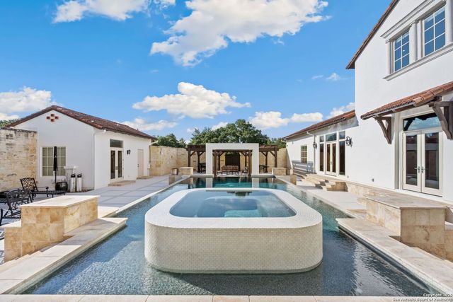 239 Lismore, San Antonio, TX 78260