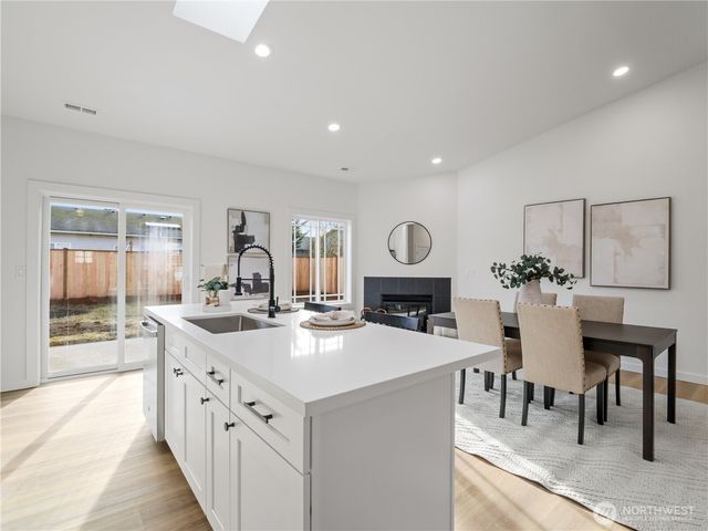 1212 199th Street E, Spanaway, WA 98387