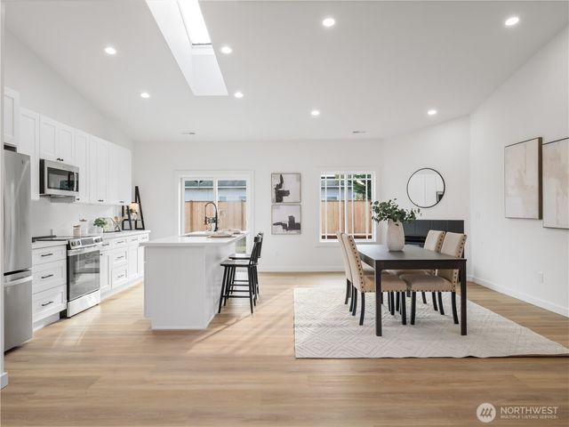 1212 199th Street E, Spanaway, WA 98387