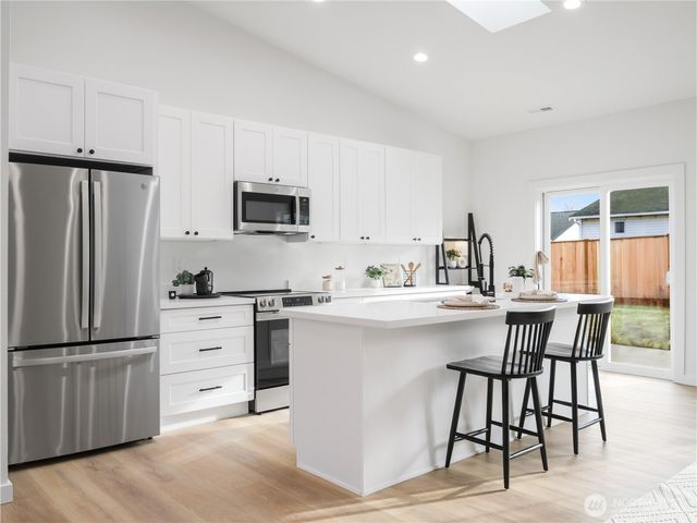 1212 199th Street E, Spanaway, WA 98387