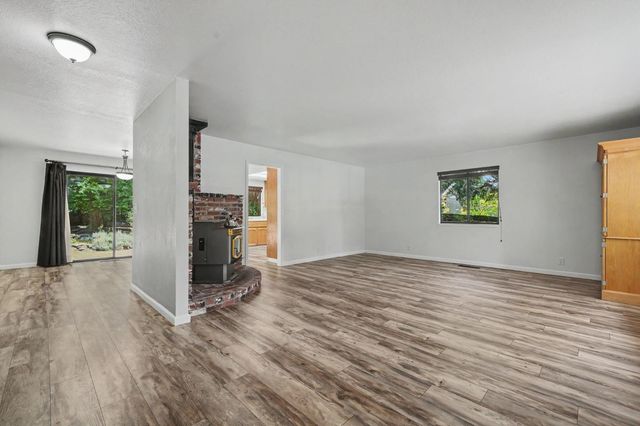 23901 Carson Dr, Pioneer, CA 95666