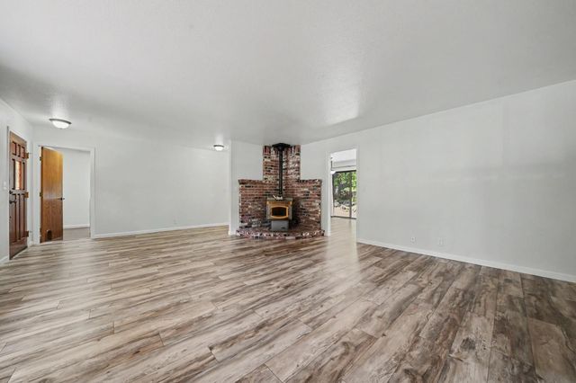 23901 Carson Dr, Pioneer, CA 95666