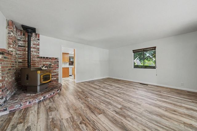 23901 Carson Dr, Pioneer, CA 95666