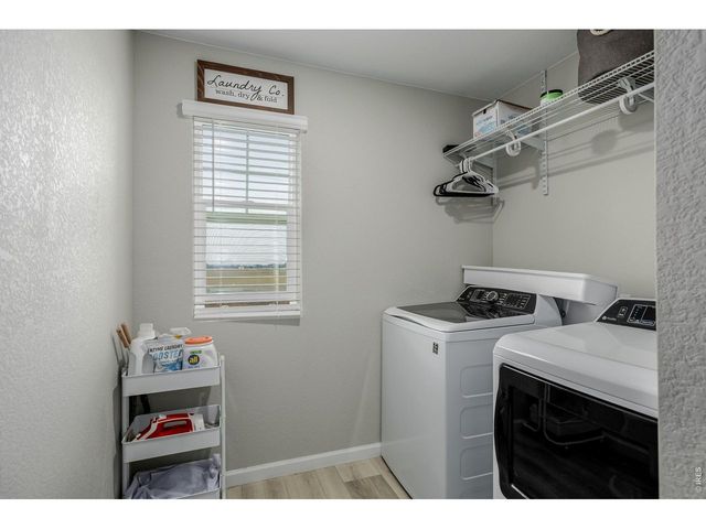 521 Bear Peak Ct, Erie, CO 80516