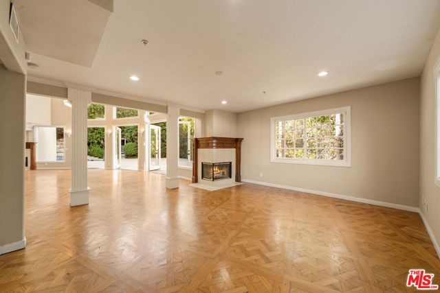 1109 Pine Drive, Beverly Hills, CA 90210