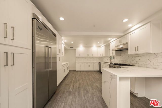 1109 Pine Drive, Beverly Hills, CA 90210