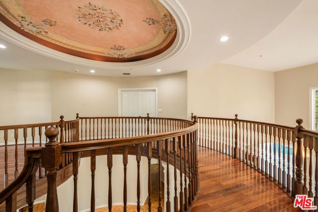 1109 Pine Drive, Beverly Hills, CA 90210