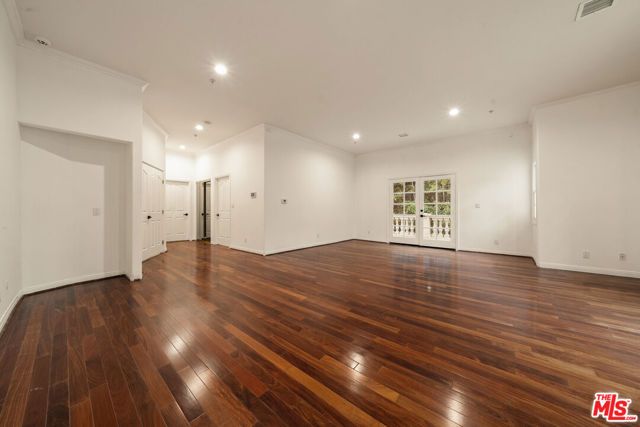 1109 Pine Drive, Beverly Hills, CA 90210