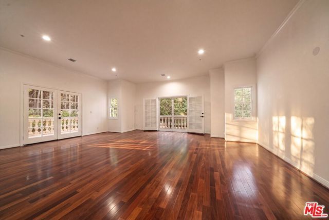 1109 Pine Drive, Beverly Hills, CA 90210