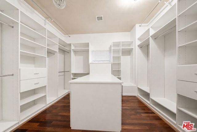 1109 Pine Drive, Beverly Hills, CA 90210