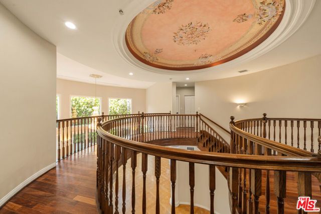 1109 Pine Drive, Beverly Hills, CA 90210