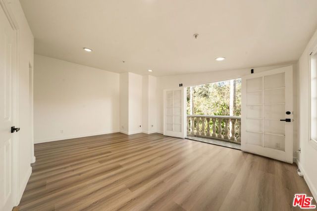 1109 Pine Drive, Beverly Hills, CA 90210