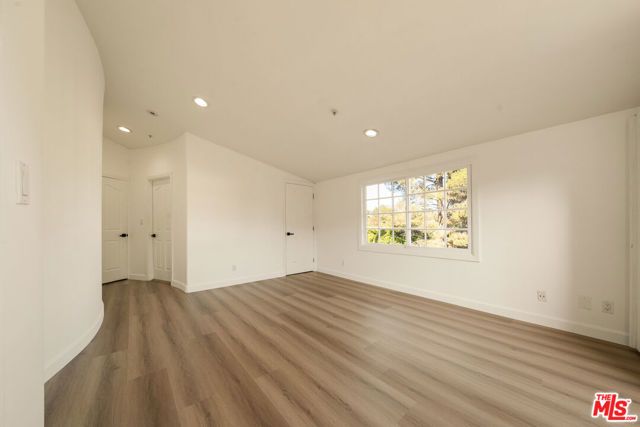 1109 Pine Drive, Beverly Hills, CA 90210