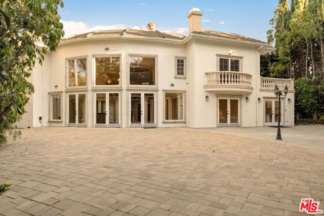 1109 Pine Drive, Beverly Hills, CA 90210
