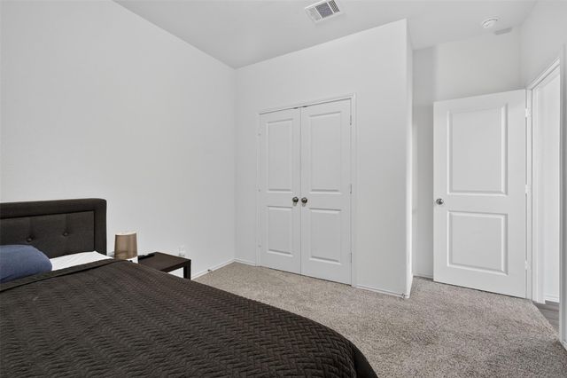 1301 Blackhaw LN, Leander, TX 78641