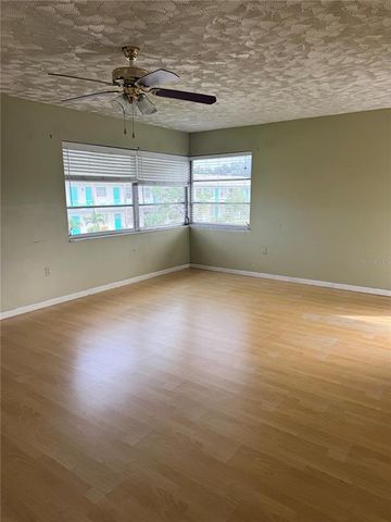 5900 21ST STREET N 10, St Petersburg, FL 33714