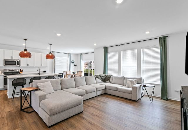 12562 Mullin Street, Huntley, IL 60142