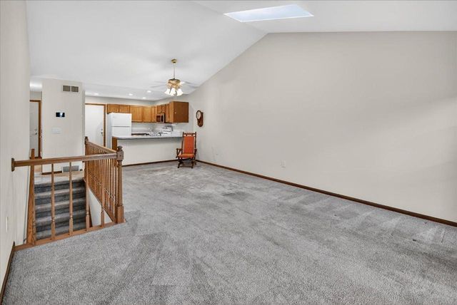 185 N Musket Ridge Drive, Sun Prairie, WI 53590