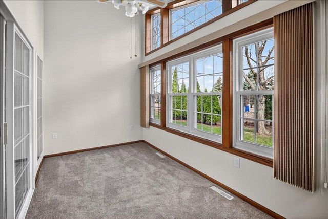 185 N Musket Ridge Drive, Sun Prairie, WI 53590