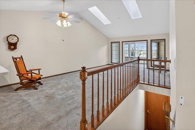 185 N Musket Ridge Drive, Sun Prairie, WI 53590