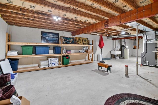 185 N Musket Ridge Drive, Sun Prairie, WI 53590