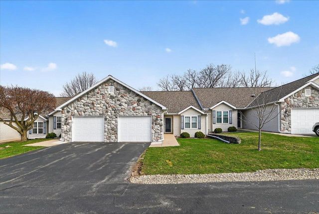 185 N Musket Ridge Drive, Sun Prairie, WI 53590