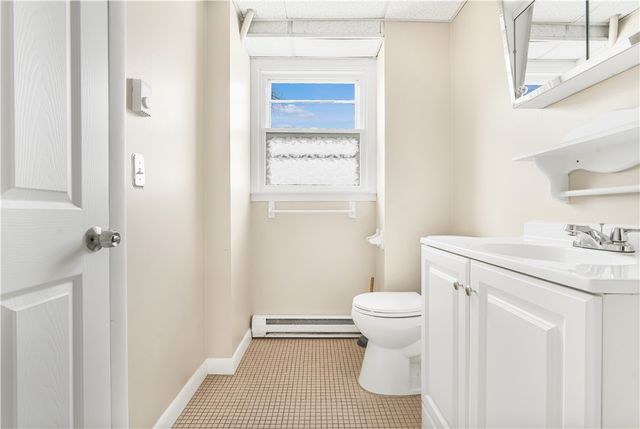 3421 Pawtucket Avenue 2, East Providence, RI 02915