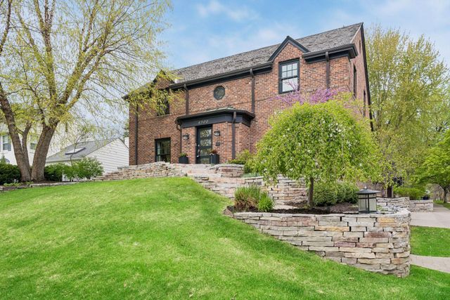 4900 Sunnyside Road, Edina, MN 55424
