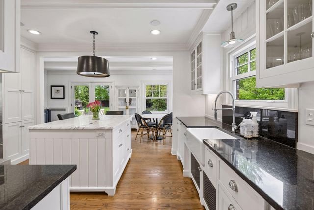 4900 Sunnyside Road, Edina, MN 55424
