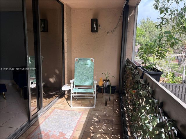 20537 NE 6th Ct, Miami, FL 33179